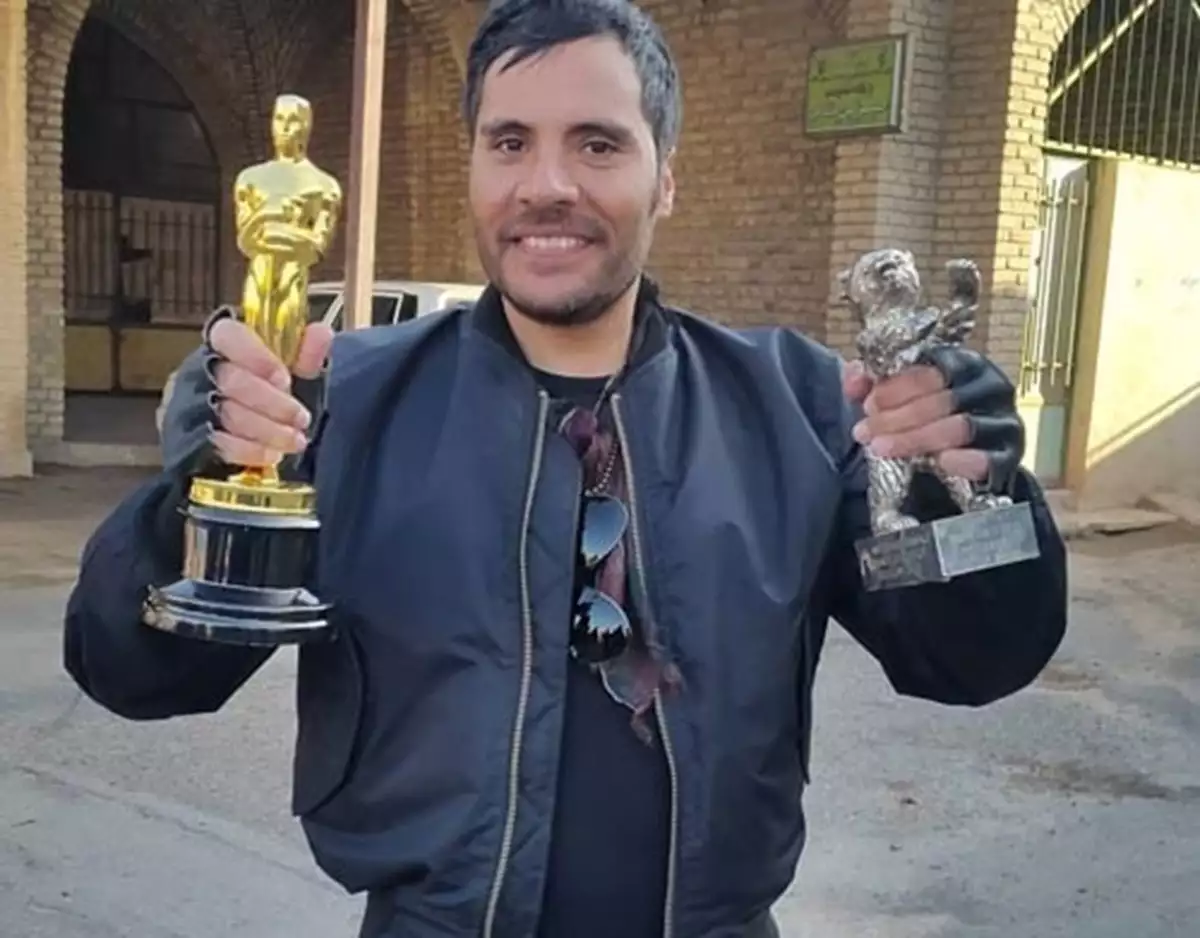 بیوگرافی بازیگر نقش صمد در فیلم لیست انتظار با عکس
